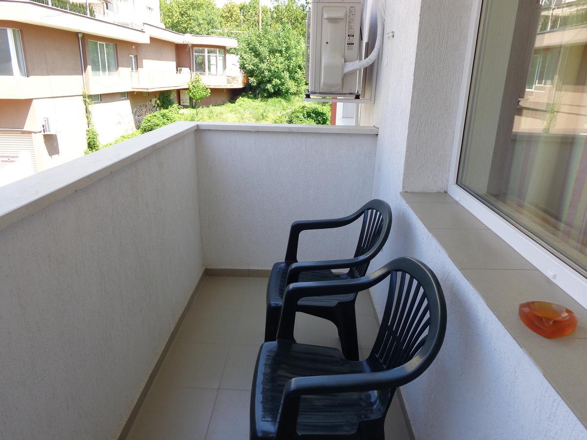 Apartment Moni Велико-Тирново Екстер'єр фото
