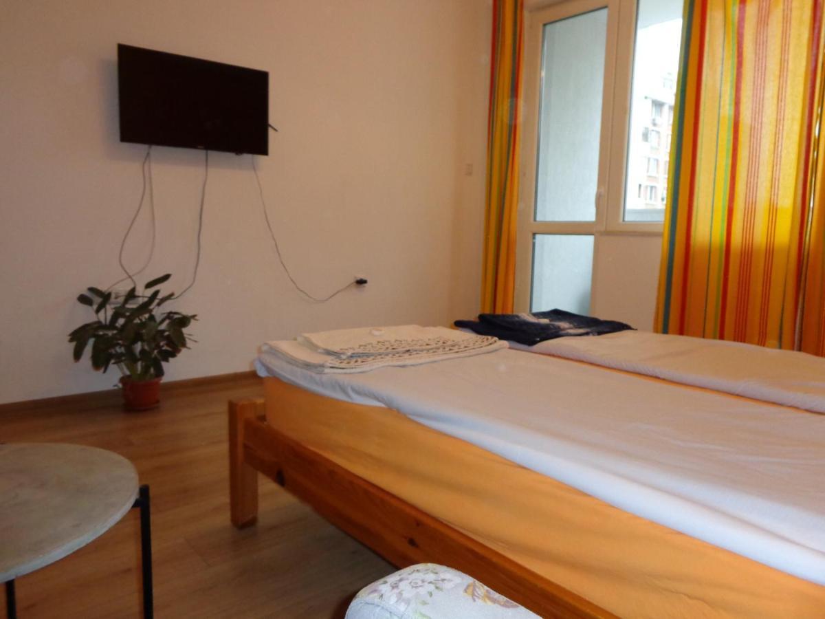 Apartment Moni Велико-Тирново Екстер'єр фото
