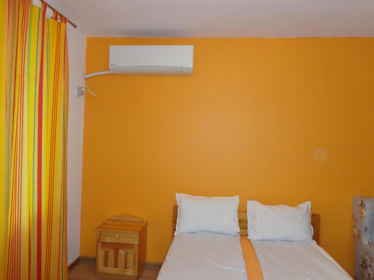 Apartment Moni Велико-Тирново Екстер'єр фото